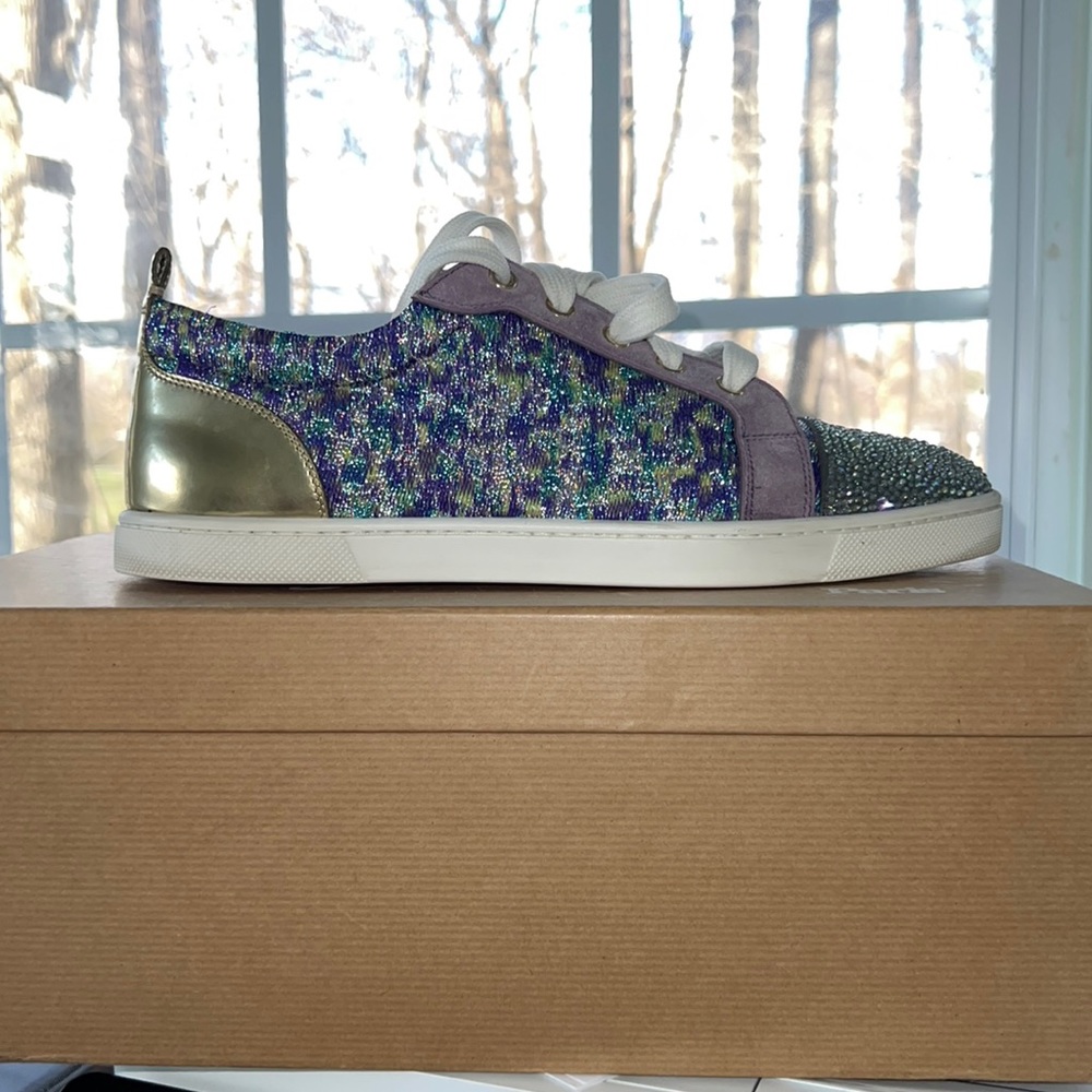 AUTHENTIC Christian Louboutin Sneaker - size 39.5